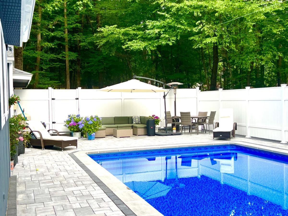Amazing Poconos House . Sauna/Hot Tub/Private Pool East Stroudsburg Eksteriør billede